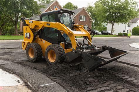 cat skid steer loader oil